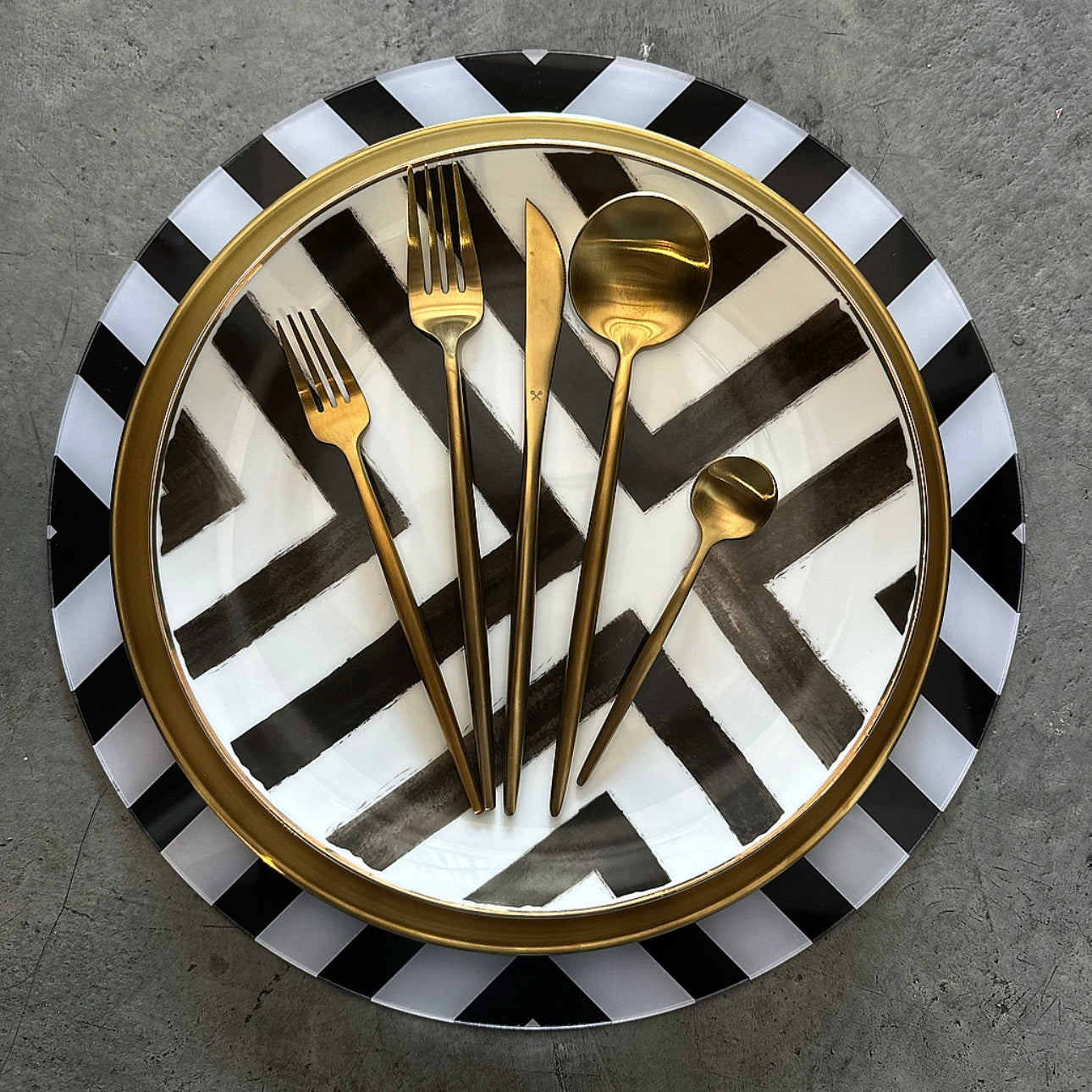 Vajilla STRIPES