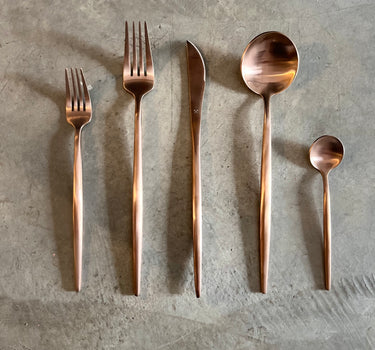 Set de cubiertos para 10 personas