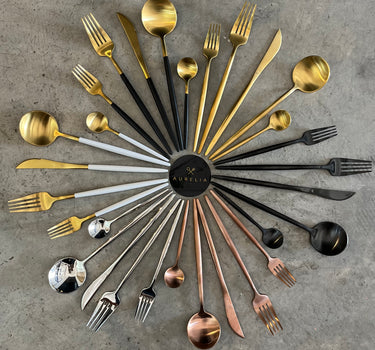 Set de cubiertos para 10 personas