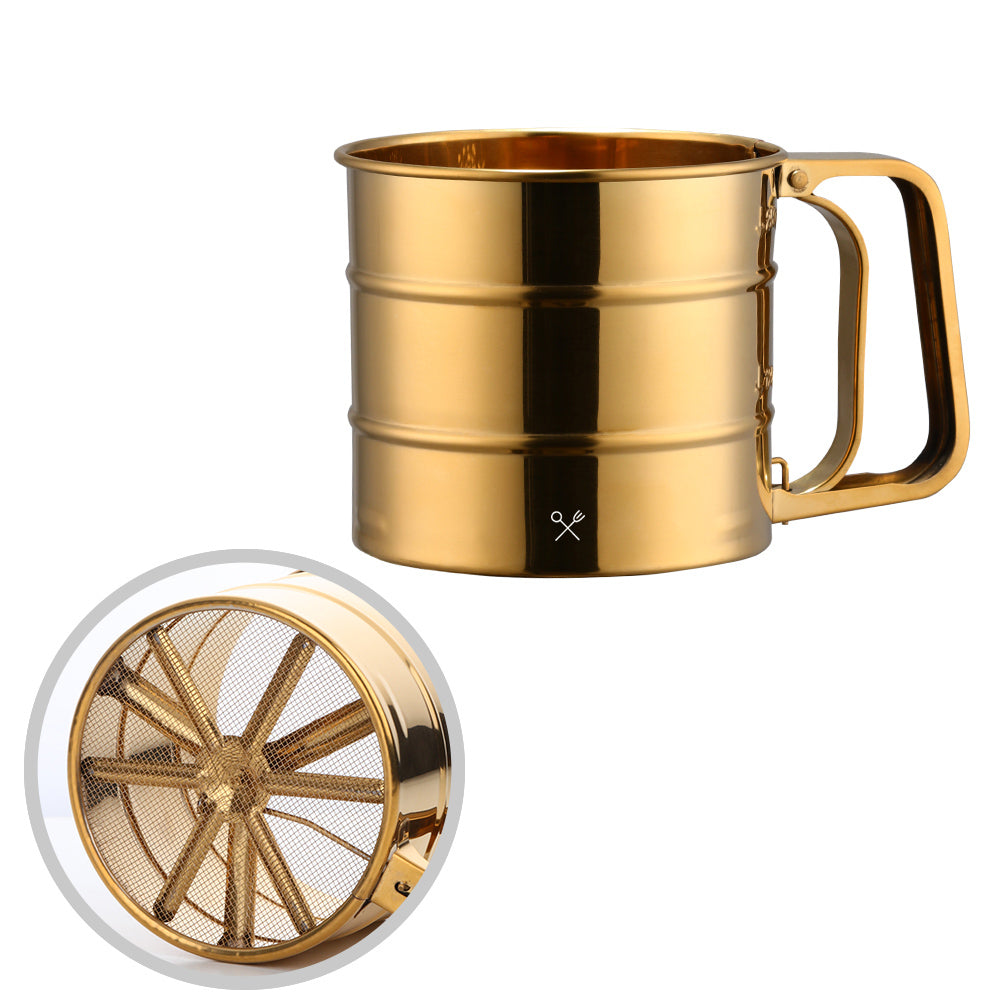Cernidor de harina dorado