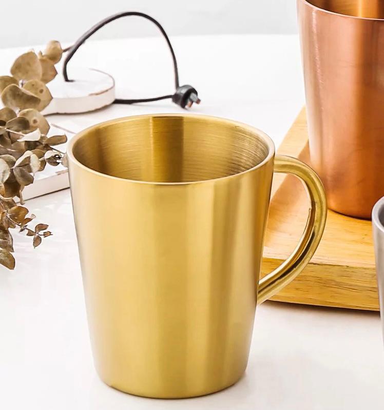 Taza dorada